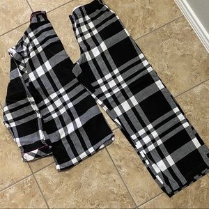 Victoria’s Secret- 🎀 Buffalo Print PJ’s Set 🎀